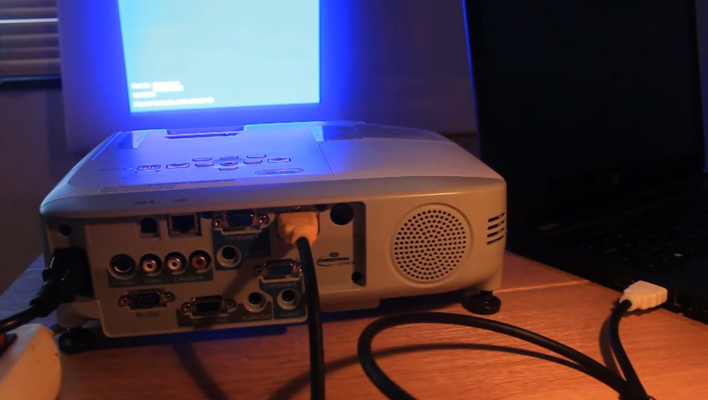 How To Connect A Laptop To A Projector With HDMI?